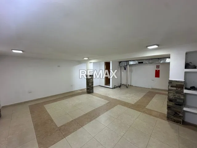 En Venta Local Comercial Puerta Maraven, Cardón, Carirubana, Falcón, VEN - Foto 5