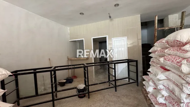 En Venta Local Comercial avenida bolivar entre calle democracia y primero de mayo, Punto Fijo, Carirubana, Falcón, VEN - Foto 10