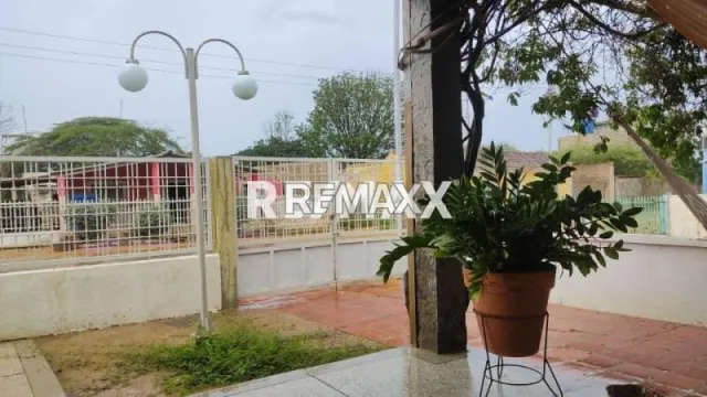 En Venta Casa o TownHouse Los Taques, Falcón, VEN - Foto 2