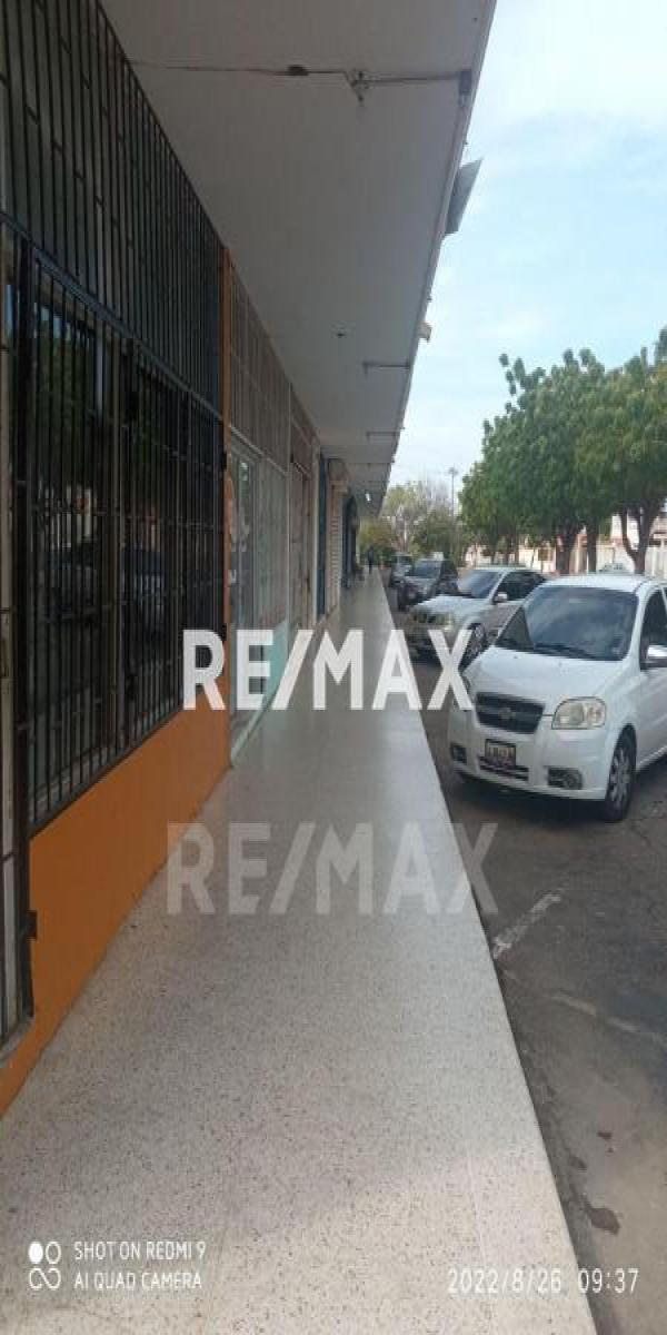 En Venta Local Comercial Puerta Maraven cc. La puerta, Cardón, Carirubana, Falcón, VEN - Foto 3