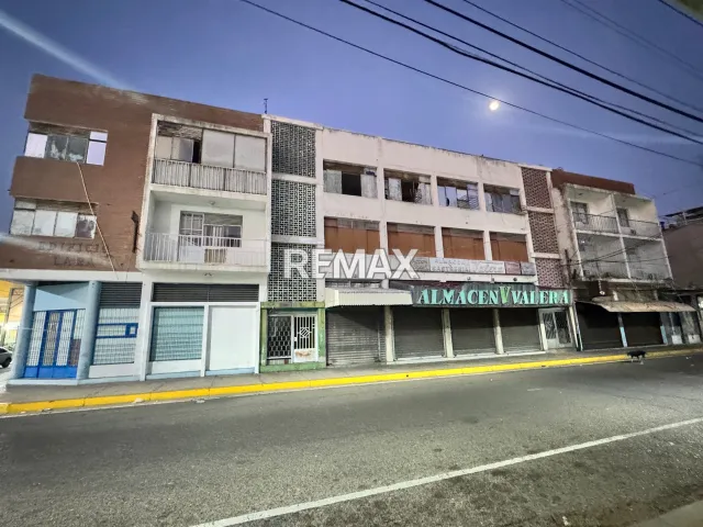En Venta Edificio Centro calle Colombia, Punto Fijo, Carirubana, Falcón, VEN - Foto 1