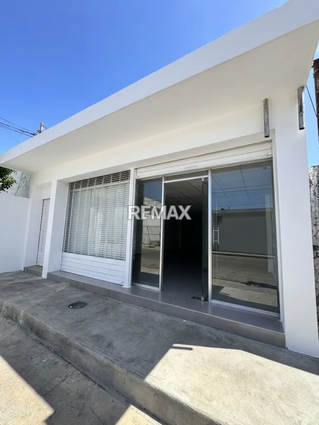 En Venta Local Comercial Centro, Punto Fijo, Carirubana, Falcón, VEN - Foto 1
