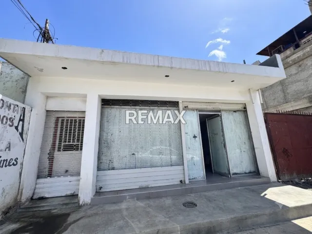 En Venta Local Comercial Centro, Punto Fijo, Carirubana, Falcón, VEN - Foto 2