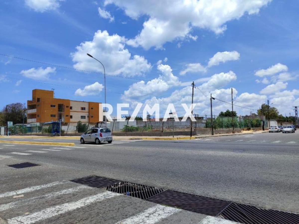 En Venta Terreno y Parcela Av. Rafael Gonzalez, Punto Fijo, Carirubana, Falcón, VEN - Foto 1