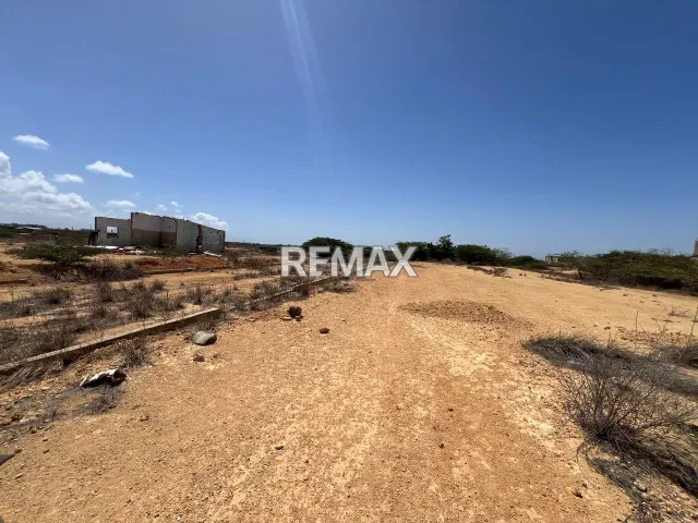 En Venta Terreno y Parcela Puerta Maraven, Urb, La Floresta, Punto Fijo, Carirubana, Falcón, VEN - Foto 1