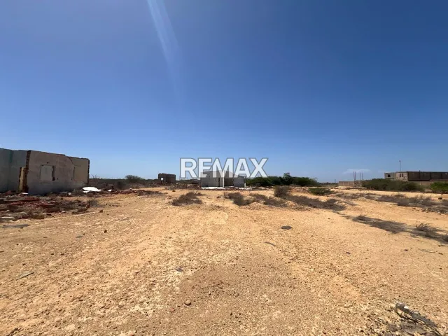En Venta Terreno y Parcela Puerta Maraven, Urb, La Floresta, Punto Fijo, Carirubana, Falcón, VEN - Foto 3