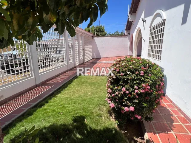 En Venta Casa o TownHouse Santa Irene, Punto Fijo, Carirubana, Falcón, VEN - Foto 5