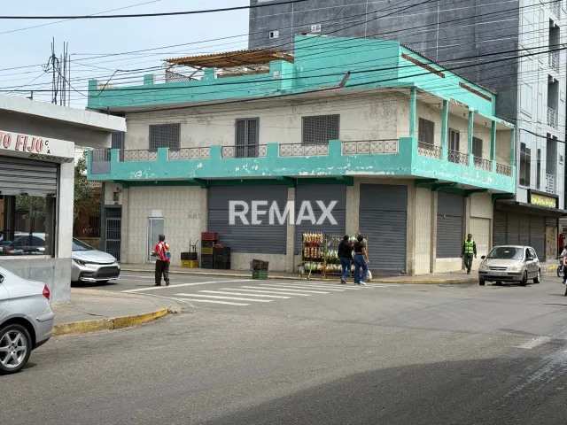 En Venta Edificio Centro, Punto Fijo, Carirubana, Falcón, VEN - Foto 1