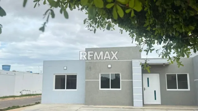 En Venta Casa o TownHouse Carirubana, Punto Fijo, Carirubana, Falcón, VEN - Foto 1