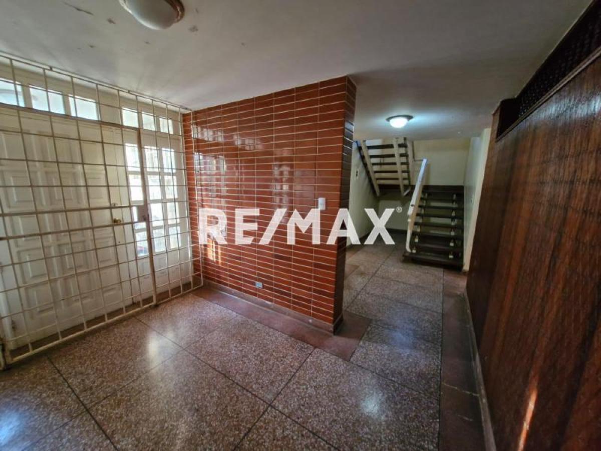 En Venta Casa o TownHouse Avenida Ollarvides, Sector Puerta Maraven., Punto Fijo, Carirubana, Falcón, VEN - Foto 4