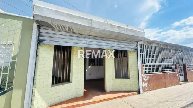 En Venta Local Comercial Carirubana, Punto Fijo, Carirubana, Falcón, VEN - Foto 1
