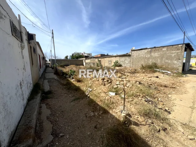 En Venta Terreno y Parcela Caja de Agua, Punto Fijo, Carirubana, Falcón, VEN - Foto 2