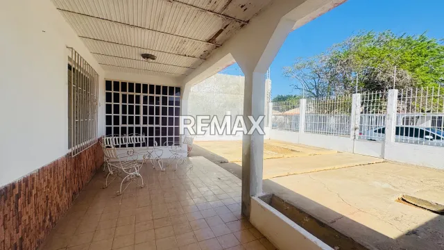 En Venta Casa o TownHouse calle 11 de la comunidad Cardon, Cine Comunidad Cardon, Cardón, Carirubana, Falcón, VEN - Foto 5