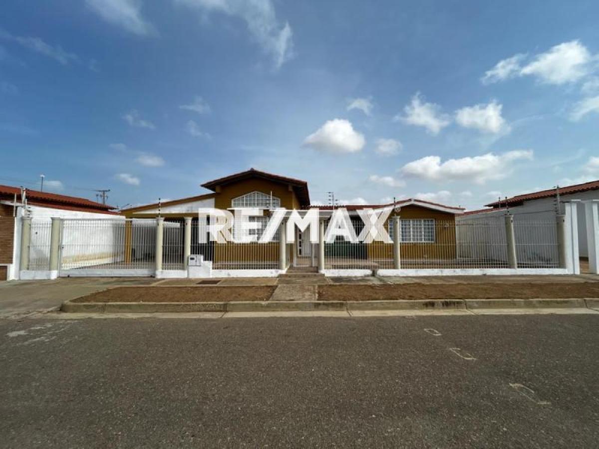 En Venta Casa o TownHouse La Lagunita, Judibana, Los Taques, Falcón, VEN - Foto 1