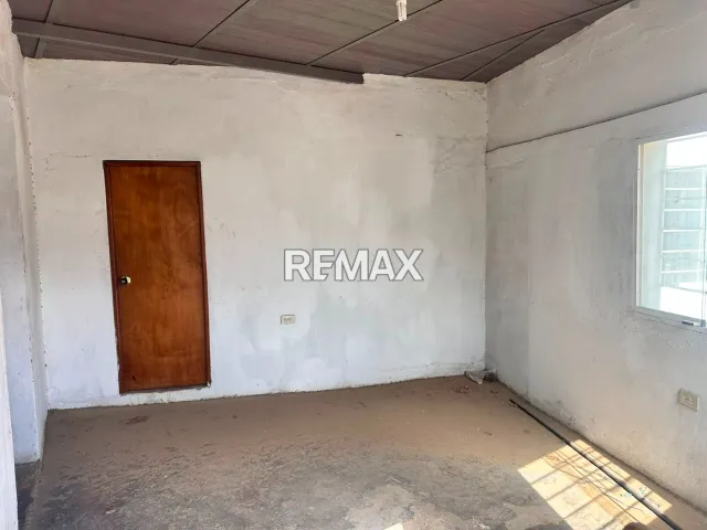 En Venta Local Industrial y Galpón Caja de Agua, Punto Fijo, Carirubana, Falcón, VEN - Foto 3