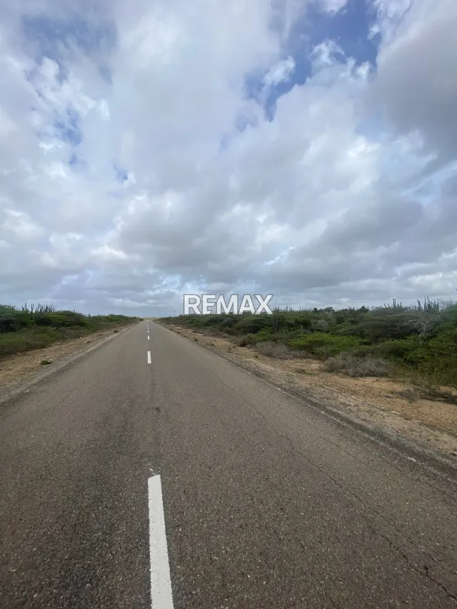 En Venta Terreno y Parcela Jadacaquiva, Punto Fijo, Carirubana, Falcón, VEN - Foto 4