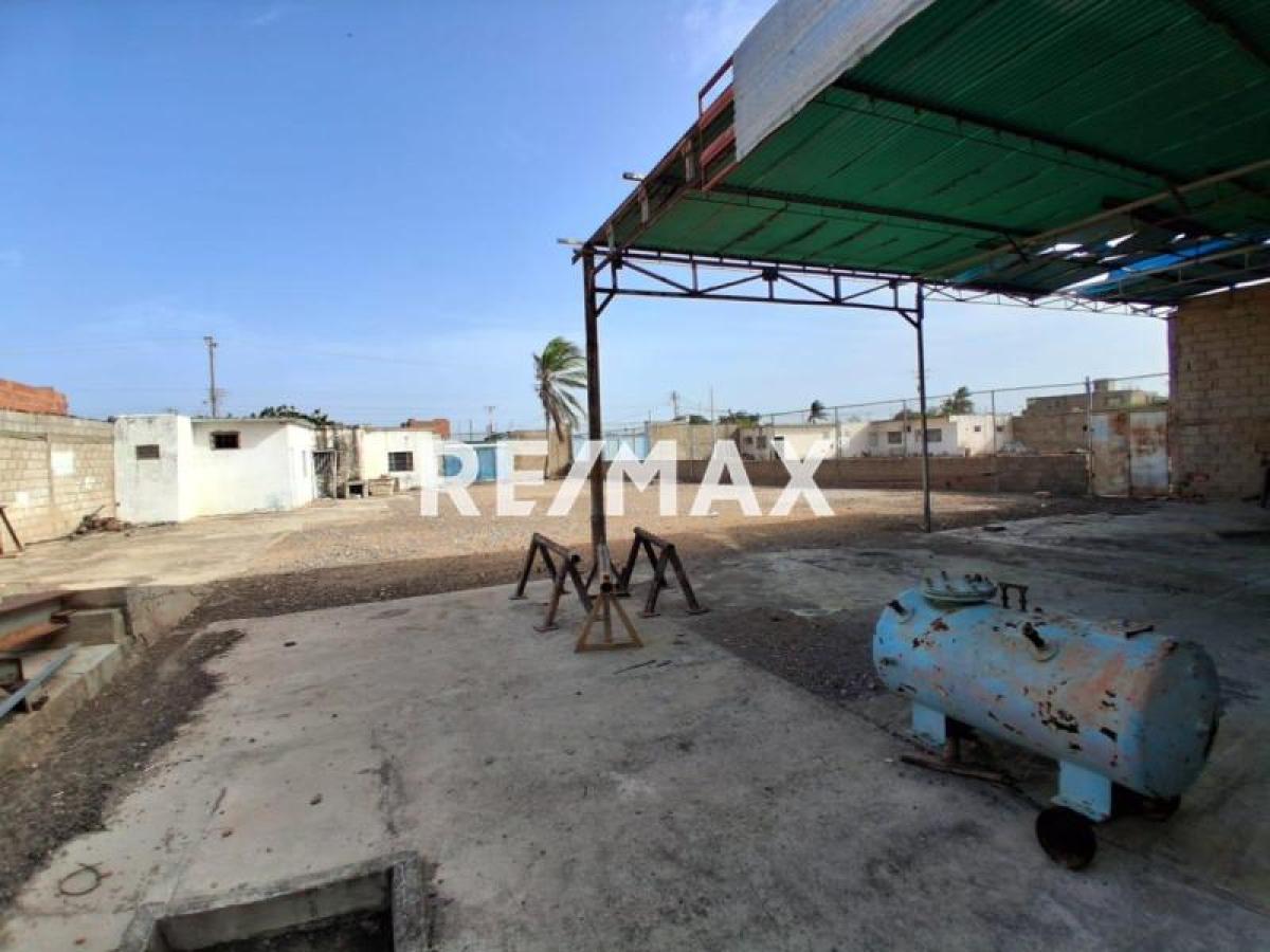 En Venta Local Industrial y Galpón Santa Elena, Punto Fijo, Carirubana, Falcón, VEN - Foto 6