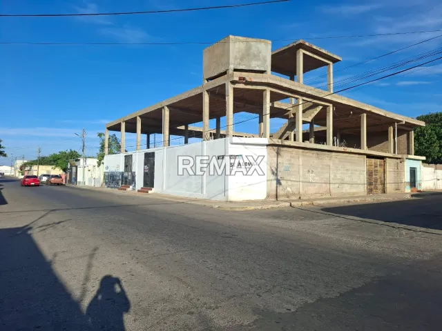 En Venta Local Comercial Centro de Punto Fijo., Punto Fijo, Carirubana, Falcón, VEN - Foto 2