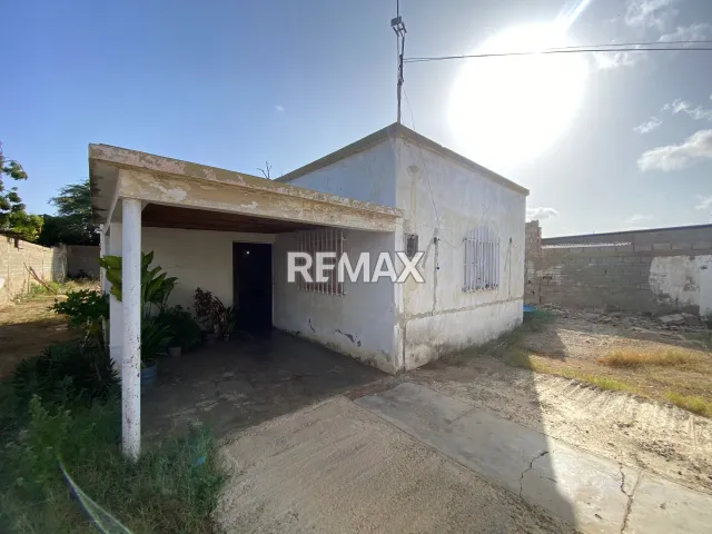 En Venta Casa o TownHouse Las Margaritas, Punto Fijo, Carirubana, Falcón, VEN - Foto 1