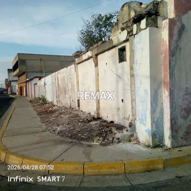 En Venta Terreno y Parcela Calle comercio, Punto Fijo, Carirubana, Falcón, VEN - Foto 5
