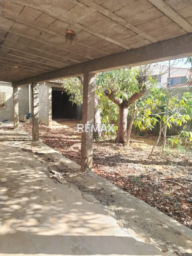 Casa en construccion en la Urb Casacoima, excelente zona cerca de la clinica Especialidades - Foto 3