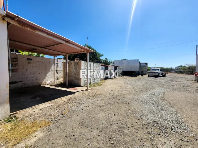 VENTA TERRENO CON GALPON - Foto 3