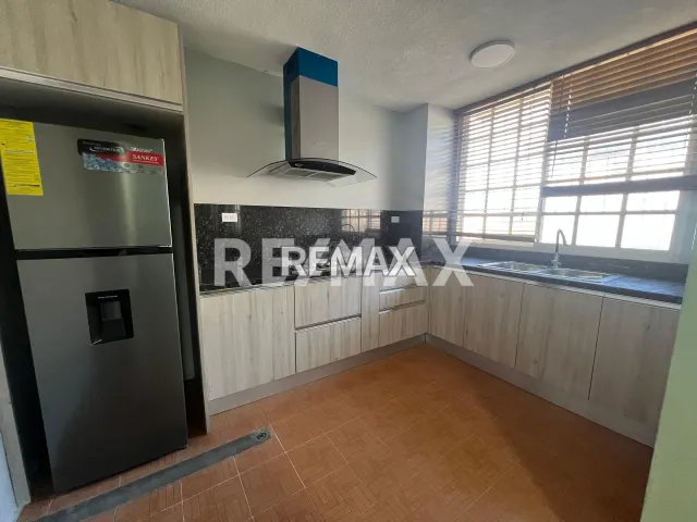 CASA EN ALQUILER - Foto 1