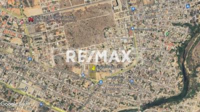 Terreno en Venta sobre la Calle Principal de Cujicana