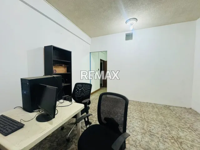 En Venta Edificio Comercial y Empresarial en Venta, Maraven. - Foto 6