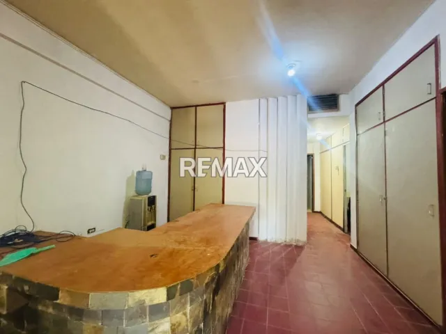 En Venta Edificio Comercial y Empresarial en Venta, Maraven. - Foto 10
