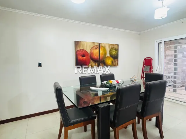 En Alquiler Town House en Conj. Residencial Palmas Villas - Foto 2