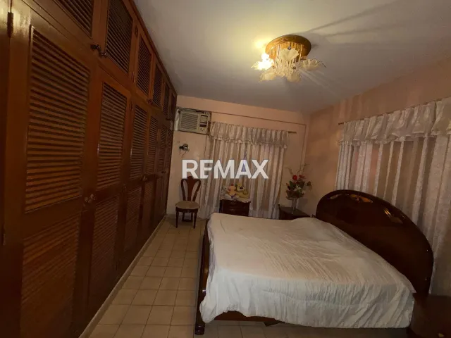 CASA EN VENTA , URB. SANTA IRENE - Foto 7