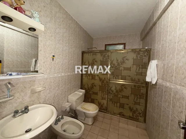 CASA EN VENTA , URB. SANTA IRENE - Foto 9
