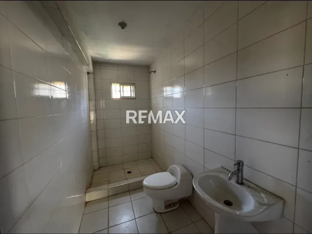 Gran Oportunidad de Inversión! Casa en Obra Gris para Personalizar a tu Gusto, ubicada en zona residencial casacoima - Foto 3