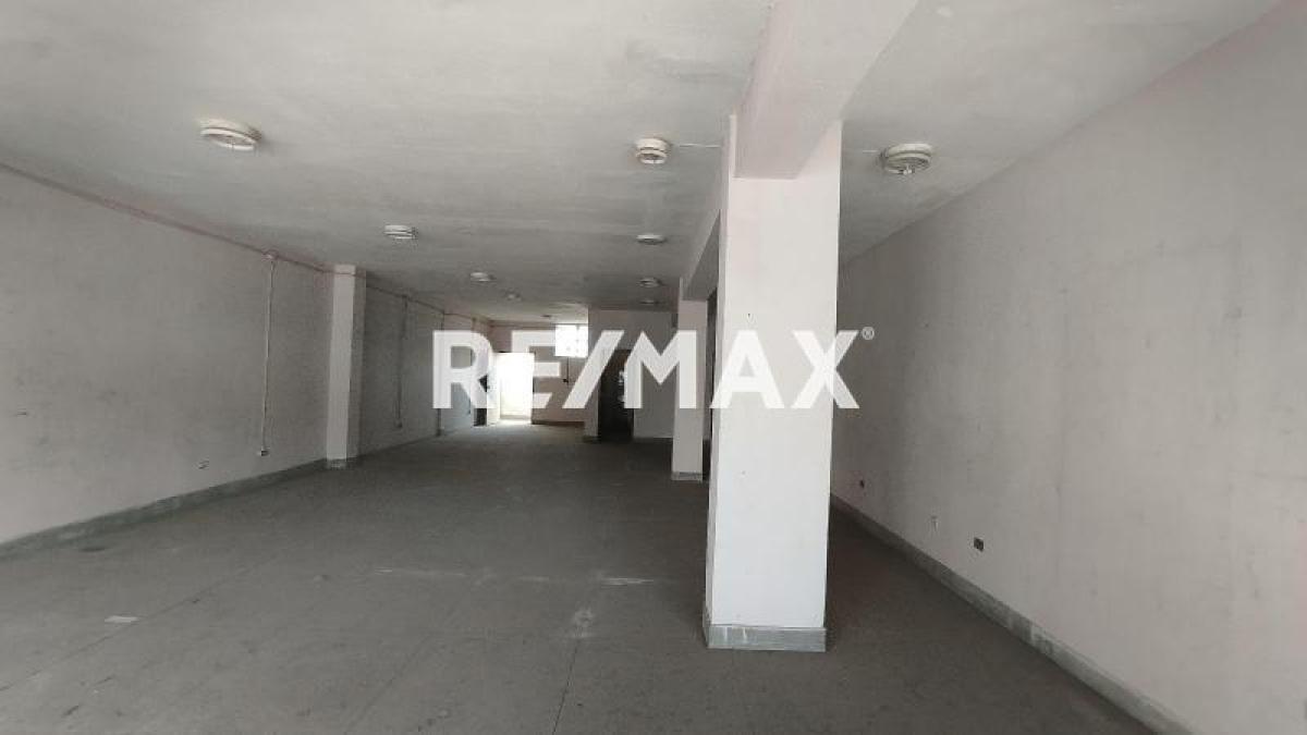 Local Comercial en Alquiler Centro de Punto Fijo - Foto 4