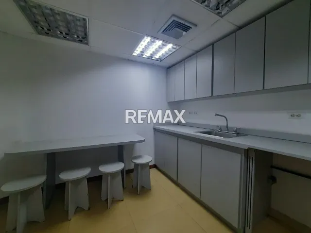 Local Comercial de 68 m² en alquiler en Caja de Agua, Punto Fijo · $1.100 - Foto 10