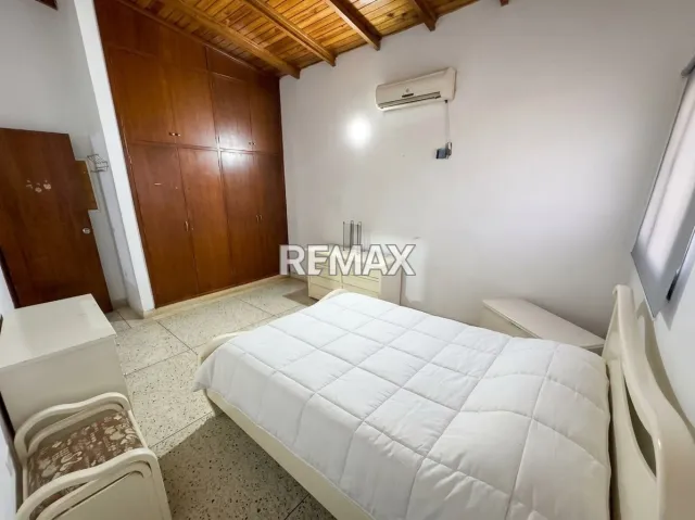 Apartamento de 4 hab. y 188 m² en venta en Santa Irene, Punto Fijo · $55.000 - Foto 5
