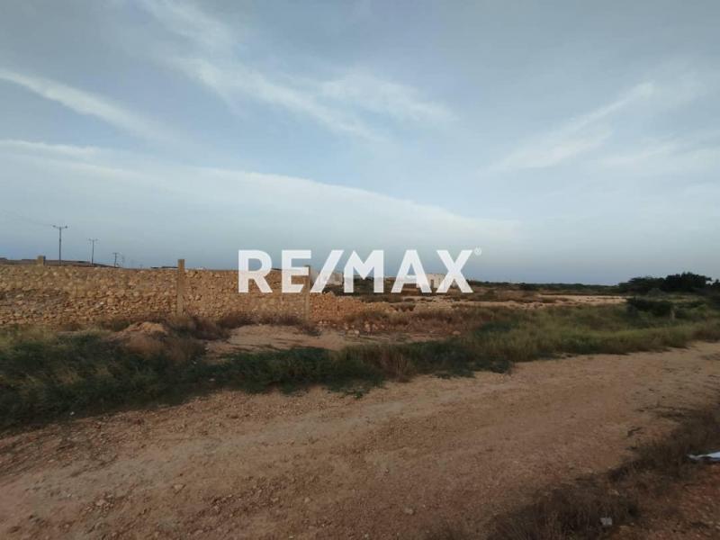 TERRENO EN VENTA, PUERTA MARAVEN