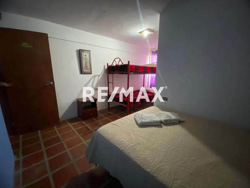 Posada y 3 locales en Venta, Hostal La Casona, Adicora.