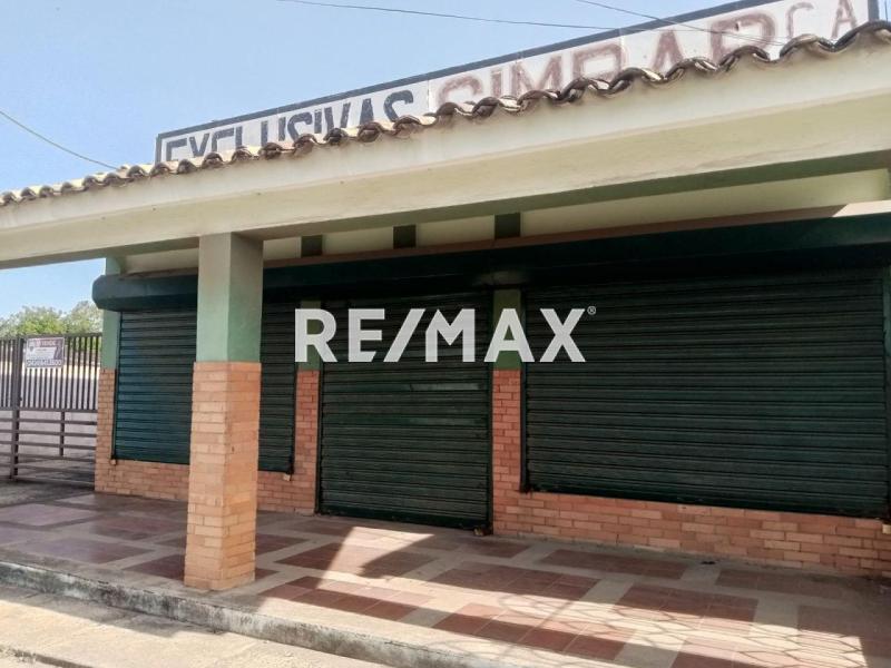 Local Comercial en Alquiler. Pueblo Nuevo. Paraguana