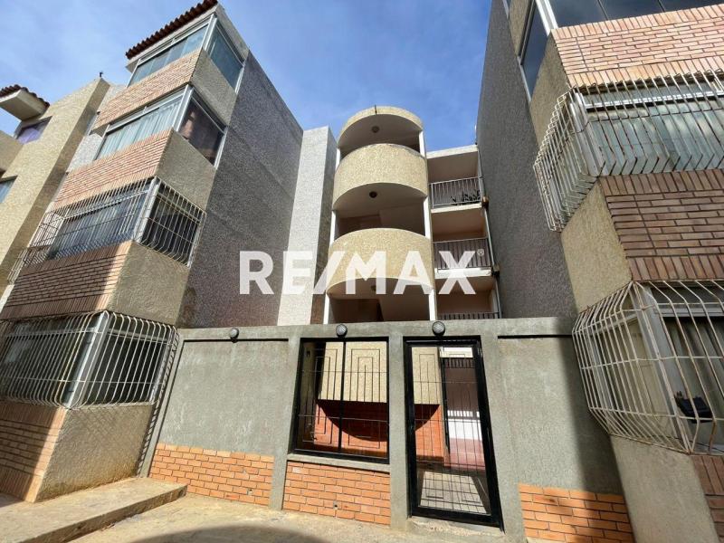 Apartamento en Alquiler Balcones de Paraguana II