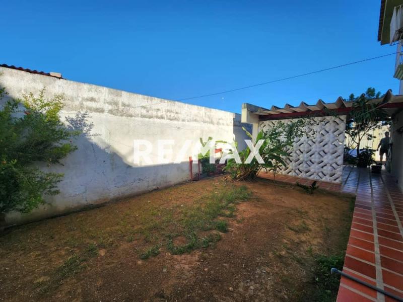 CASA EN ALQUILER EN LA PUERTA MARAVEN