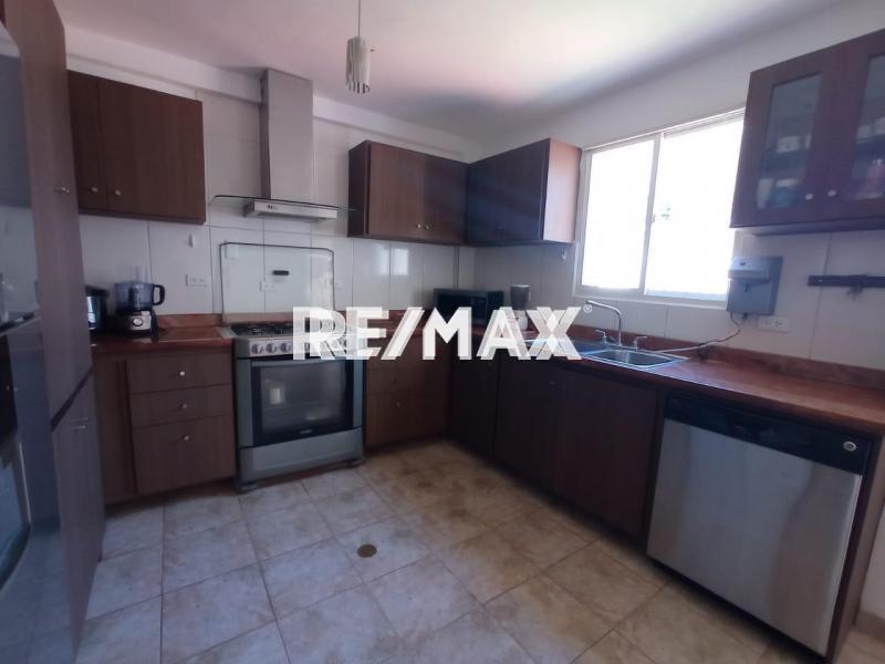 Casa en Venta, Urb. Santa Fe, Punto Fijo