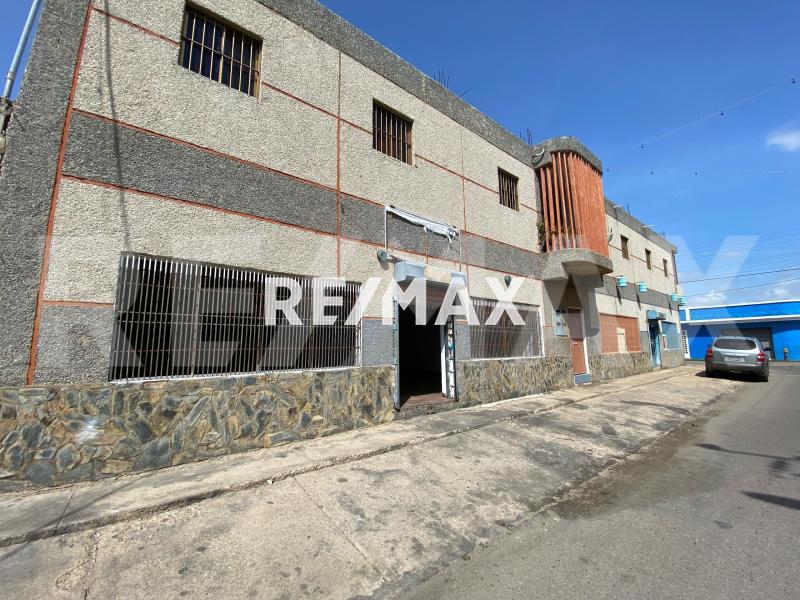 En Venta Edificio Comercial Centro De Punto Fijo