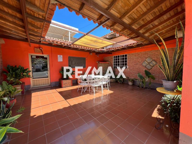 Posada en Venta Urb. Zarabon