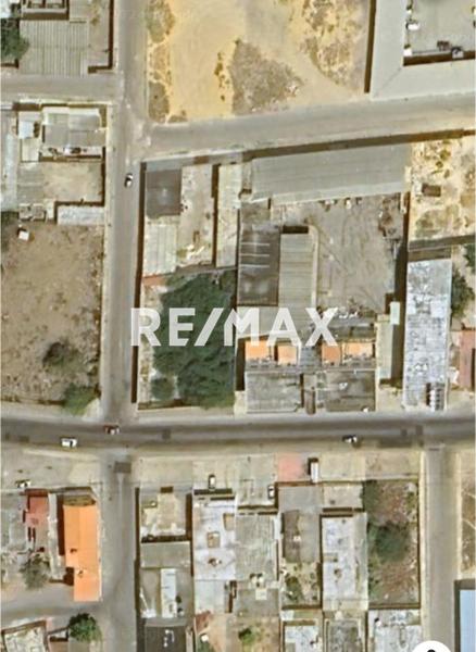 Terreno Cercado en Venta, Calle Comercio, Sector Nuevo Pueblo.