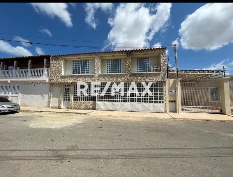 Casa en alquiler en Urbanización Santa Irene